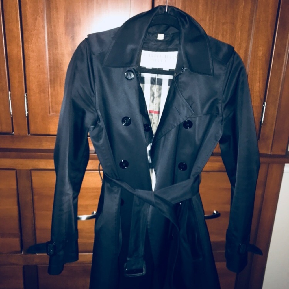 Burberry trench belted